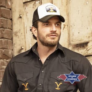 YELLOWSTONE_shirt_Protect_the_Family-male_web